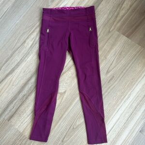 Lululemon Inspire Tight II (Mesh)
Color: Dashing Purple
Size: 6
Length: 7/8